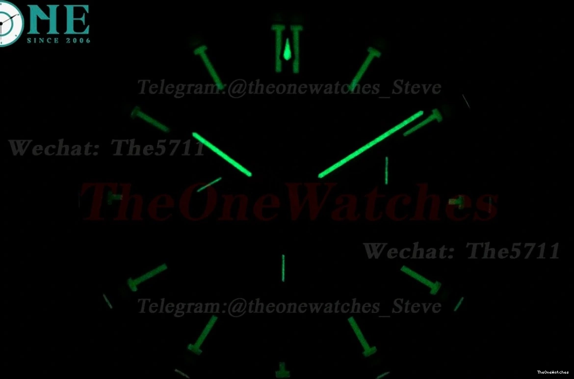 SS Stk 42MM SS Chronomat A7750 TF Green B01 0129